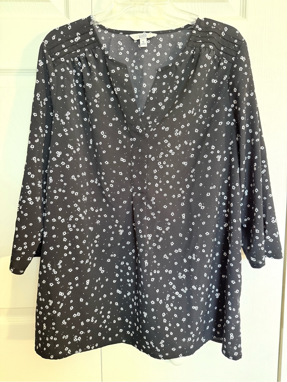 croft & barrow Black Floral V-Neck Tunic